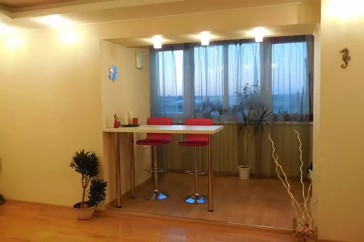 присоединение балкона к комнате
